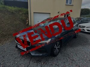 Volvo V60 D3 150ch AdBlue Momentum - NLJ Automobiles - Vente vehicules occasion dans la Manche et en Normandie