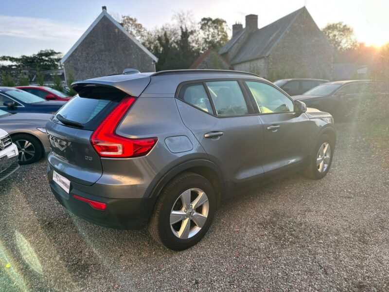 Volvo XC40 D3 AdBlue 150ch - NLJ Automobiles - Vente vehicules occasion dans la Manche et en Normandie