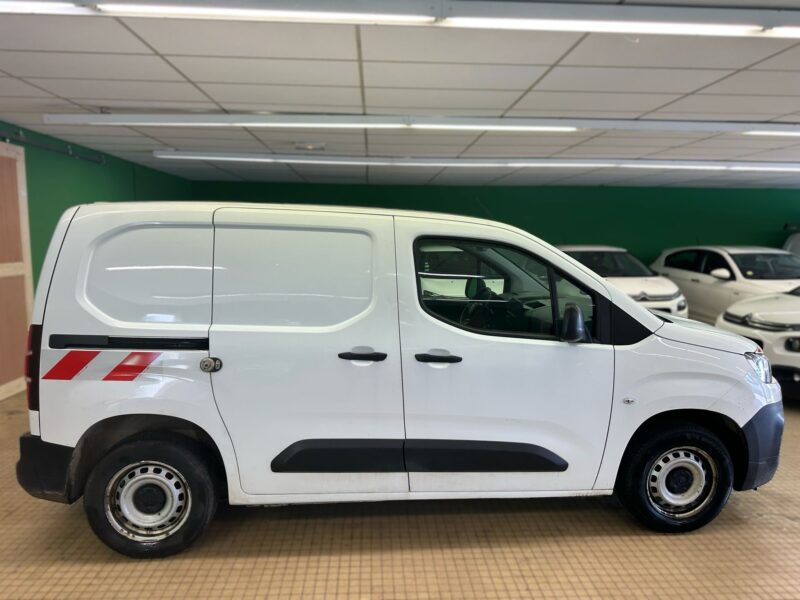 Citroen Berlingo M 650kg BlueHDi 100 S&S Club - NLJ Automobiles - Vente vehicules occasion dans la Manche et en Normandie