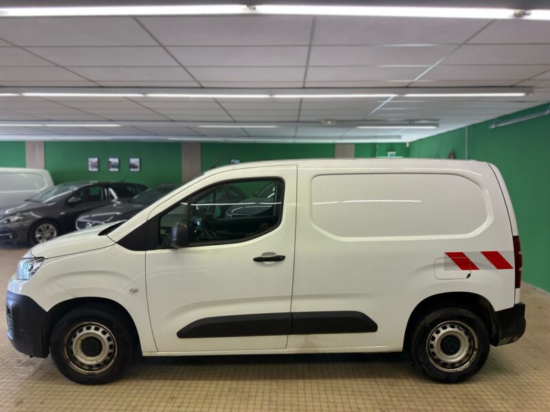 Citroen Berlingo M 650kg BlueHDi 100 S&S Club - NLJ Automobiles - Vente vehicules occasion dans la Manche et en Normandie