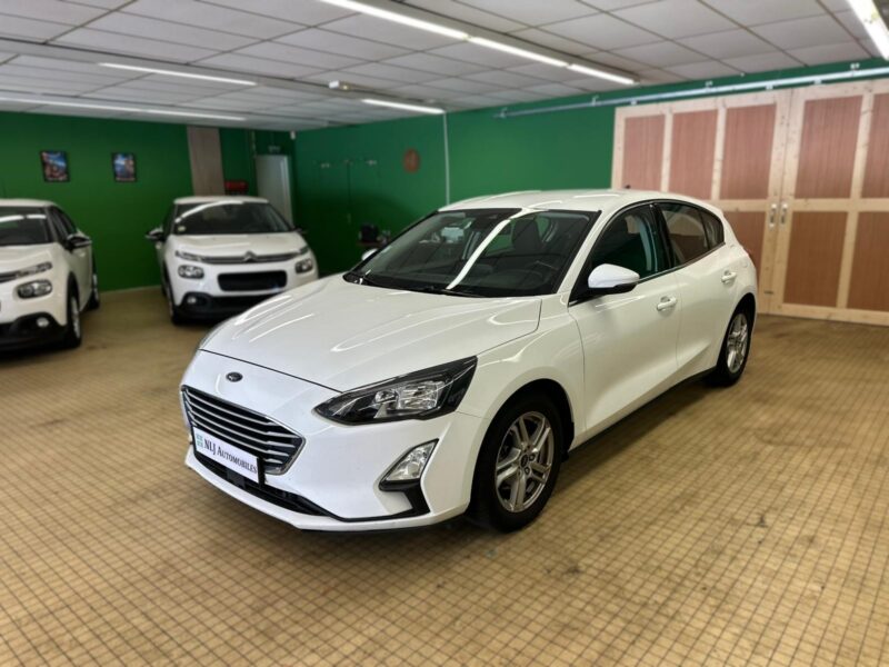 Ford focus 1.0 ecoboost 100ch trend nlj automobiles vente vehicules occasion dans la manche et en normandie (1)