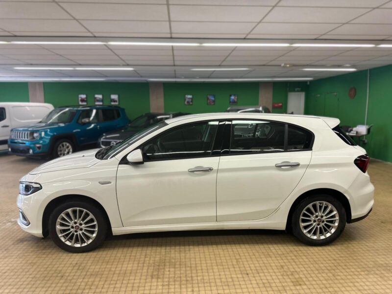 Fiat Tipo 1.6 MultiJet 130ch S&S Life Business 5P - NLJ Automobiles - Vente vehicules occasion dans la Manche et en Normandie