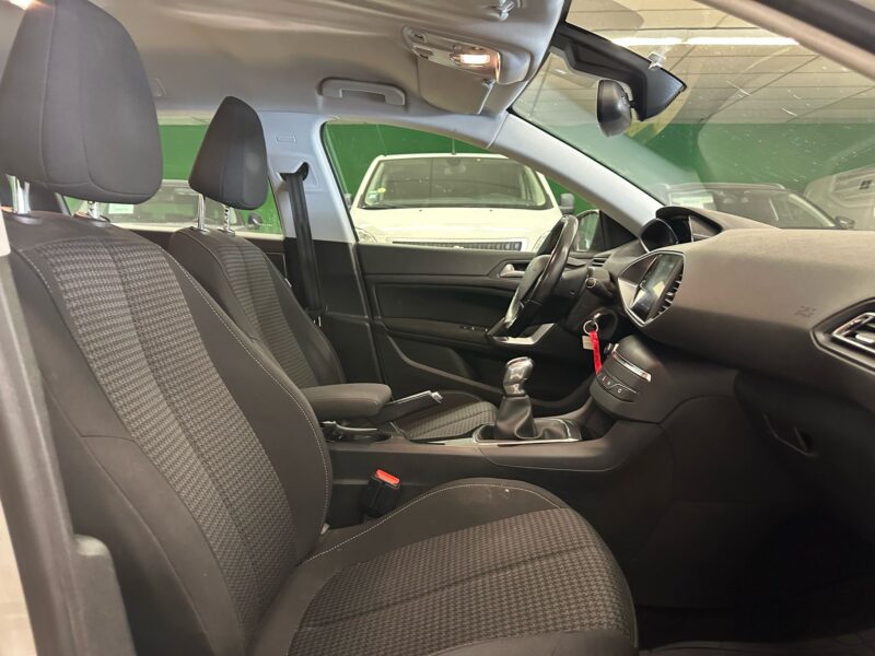 Peugeot 308SW 1.6 BlueHDi 100ch S&S Active Business - NLJ Automobiles - Vente vehicules occasion dans la Manche et en Normandie