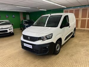 Peugeot Partner Standard 650kg BlueHDi 75ch Premium - NLJ Automobiles - Vente vehicules occasion dans la Manche et en Normandie