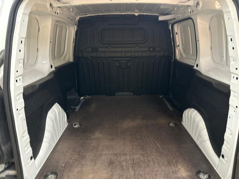Peugeot Partner Standard 650kg BlueHDi 75ch Premium - NLJ Automobiles - Vente vehicules occasion dans la Manche et en Normandie