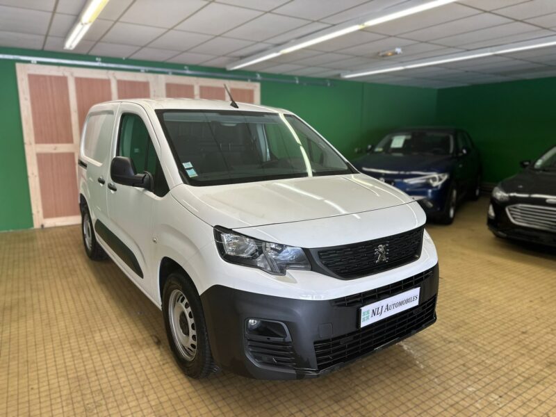 Peugeot Partner Standard BlueHDi 75ch Premium 3 Places - NLJ Automobiles - Vente vehicules occasion dans la Manche et en Normandie