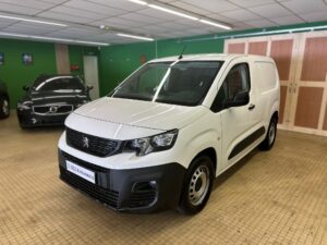Peugeot Partner Standard BlueHDi 75ch Premium 3 Places - NLJ Automobiles - Vente vehicules occasion dans la Manche et en Normandie