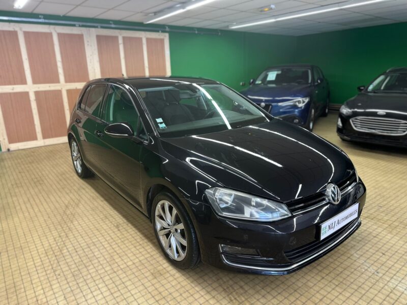Volkswagen Golf VII 1.6 TDI 105ch Bluemotion FAP Confortline Business - NLJ Automobiles - Vente vehicules occasion dans la Manche et en Normandie