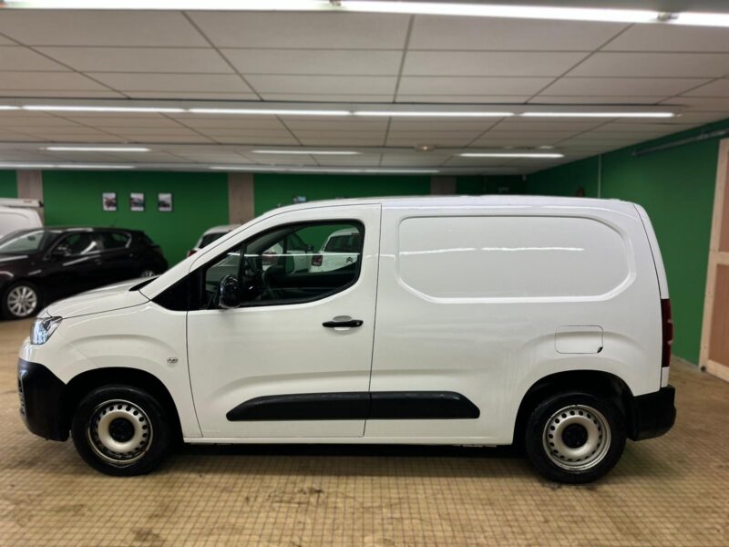 Citroen Berlingo M 1000kg BlueHDi 75 Club - NLJ Automobiles - Vente vehicules occasion dans la Manche et en Normandie