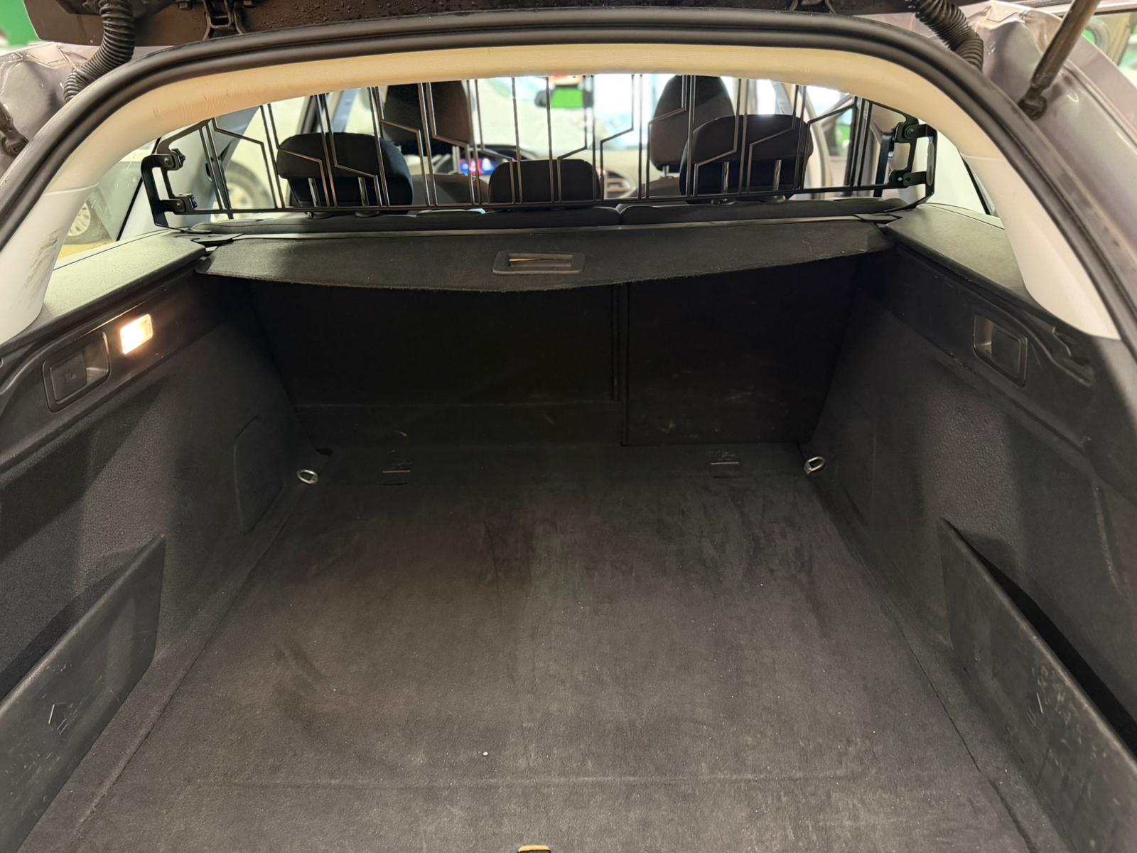 PEUGEOT 308SW 1.5 BlueHDi 100ch S&S Active Business - NLJ Automobiles, spécialiste véhicules d'occasion dans la Manche et en Normandie