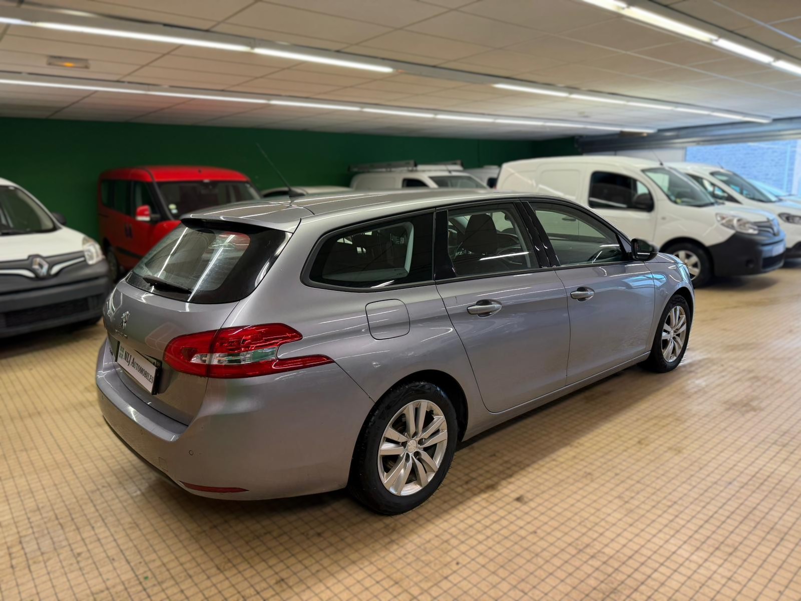 PEUGEOT 308SW 1.5 BlueHDi 100ch S&S Active Business - NLJ Automobiles, spécialiste véhicules d'occasion dans la Manche et en Normandie