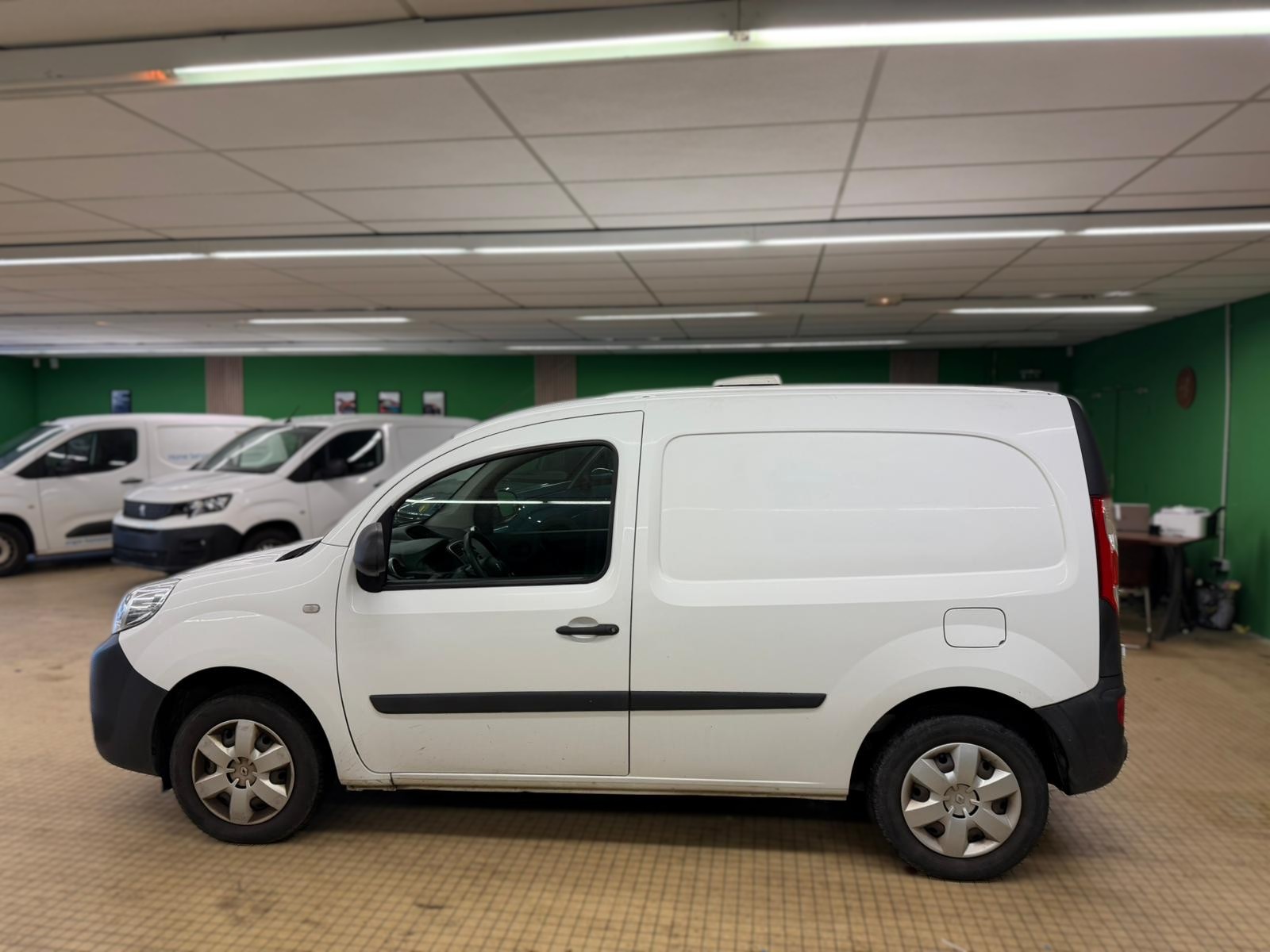 RENAULT Kangoo II Express 1.5 Blue DCi 95ch Grand Confort - NLJ Automobiles, spécialiste véhicules d'occasion dans la Manche et en Normandie