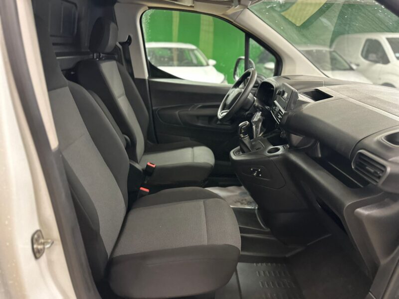 CITROEN Berlingo Van M 650kg BlueHDi 75 S&S Club - NLJ Automobiles, spécialiste véhicules d'occasion dans la Manche et en Normandie