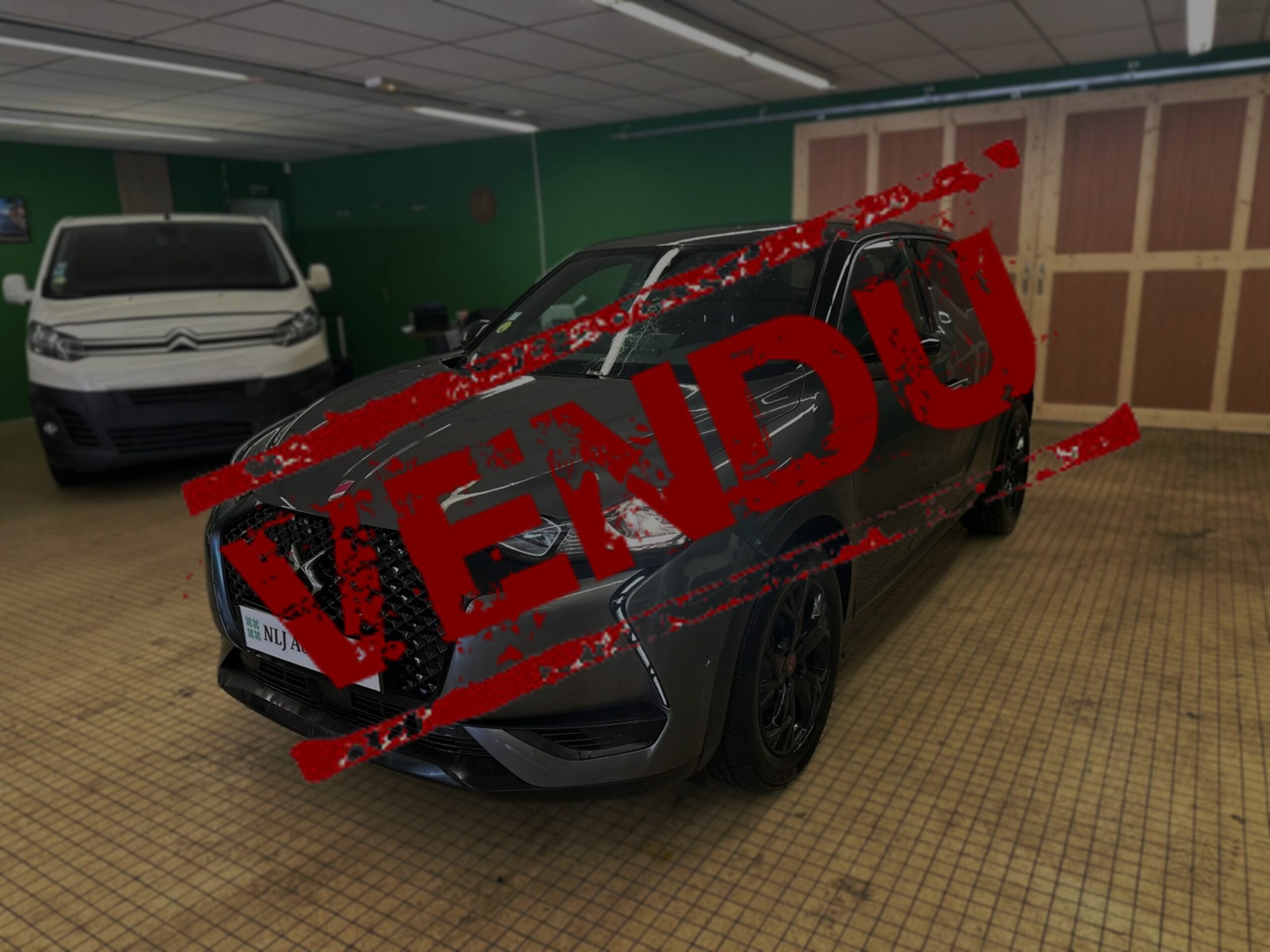 DS DS3 Crossback BlueHDi 100ch Performance Line - NLJ Automobiles, spécialiste véhicules d'occasion dans la Manche et en Normandie