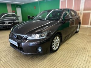 LEXUS CT 200h Sensation - NLJ Automobiles, spécialiste véhicules d'occasion dans la Manche et en Normandie