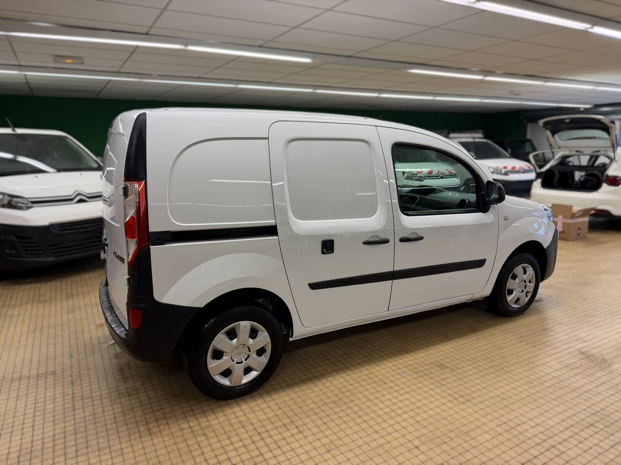 RENAULT Kangoo II Express 1.5 DCi 75ch Grand Confort - NLJ Automobiles, spécialiste véhicules d'occasion dans la Manche et en Normandie