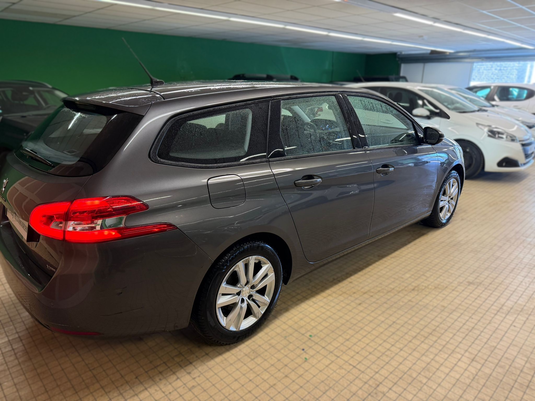 PEUGEOT 308SW 1.5 BlueHDi 130ch S&S Active Business EAT8 NLJ Automobiles, spécialiste véhicules d'occasion dans la Manche et en Normandie