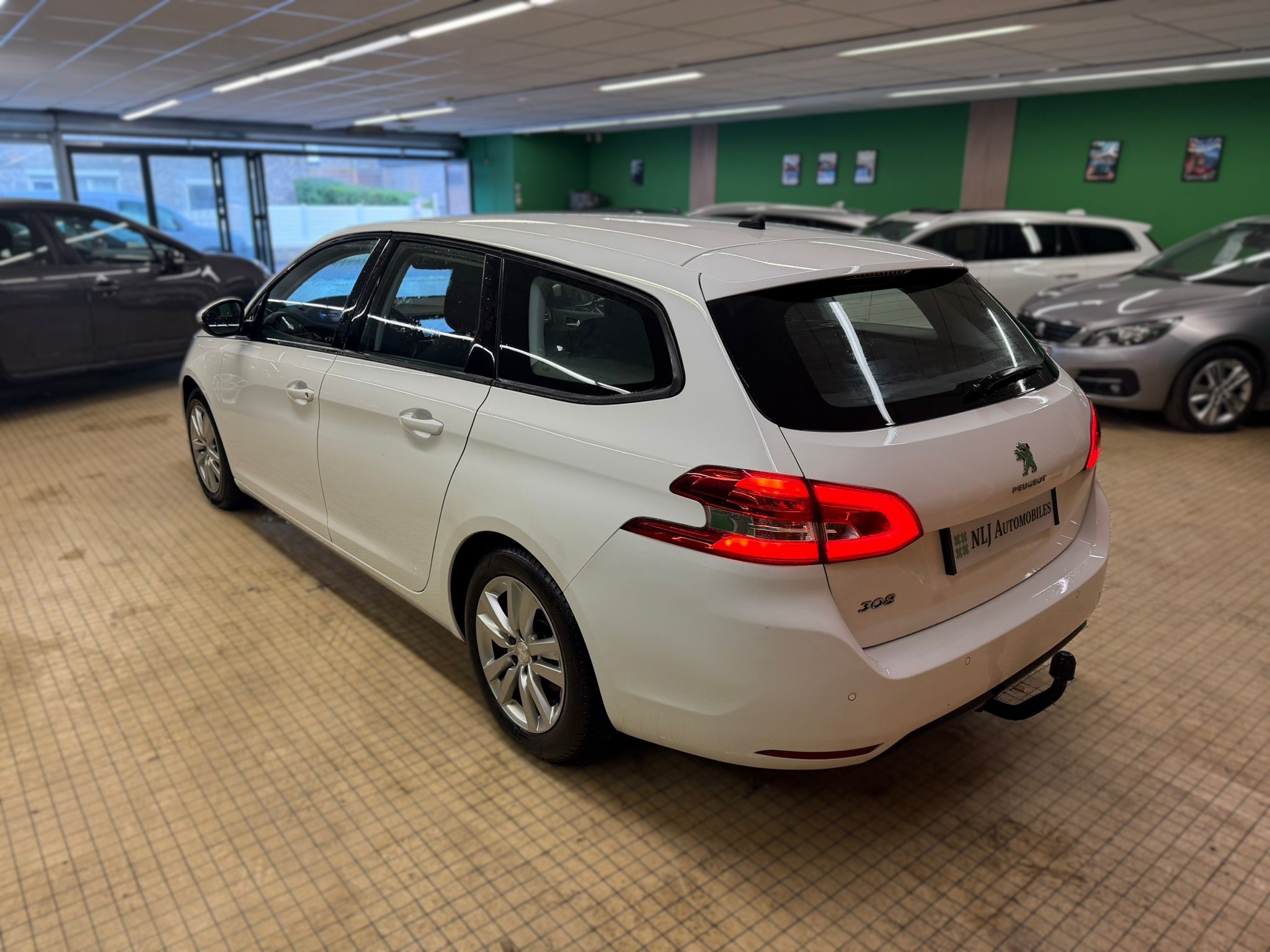 PEUGEOT 308SW 1.5 BlueHDi 130ch S&S Active Business NLJ Automobiles, spécialiste véhicules d'occasion dans la Manche et en Normandie