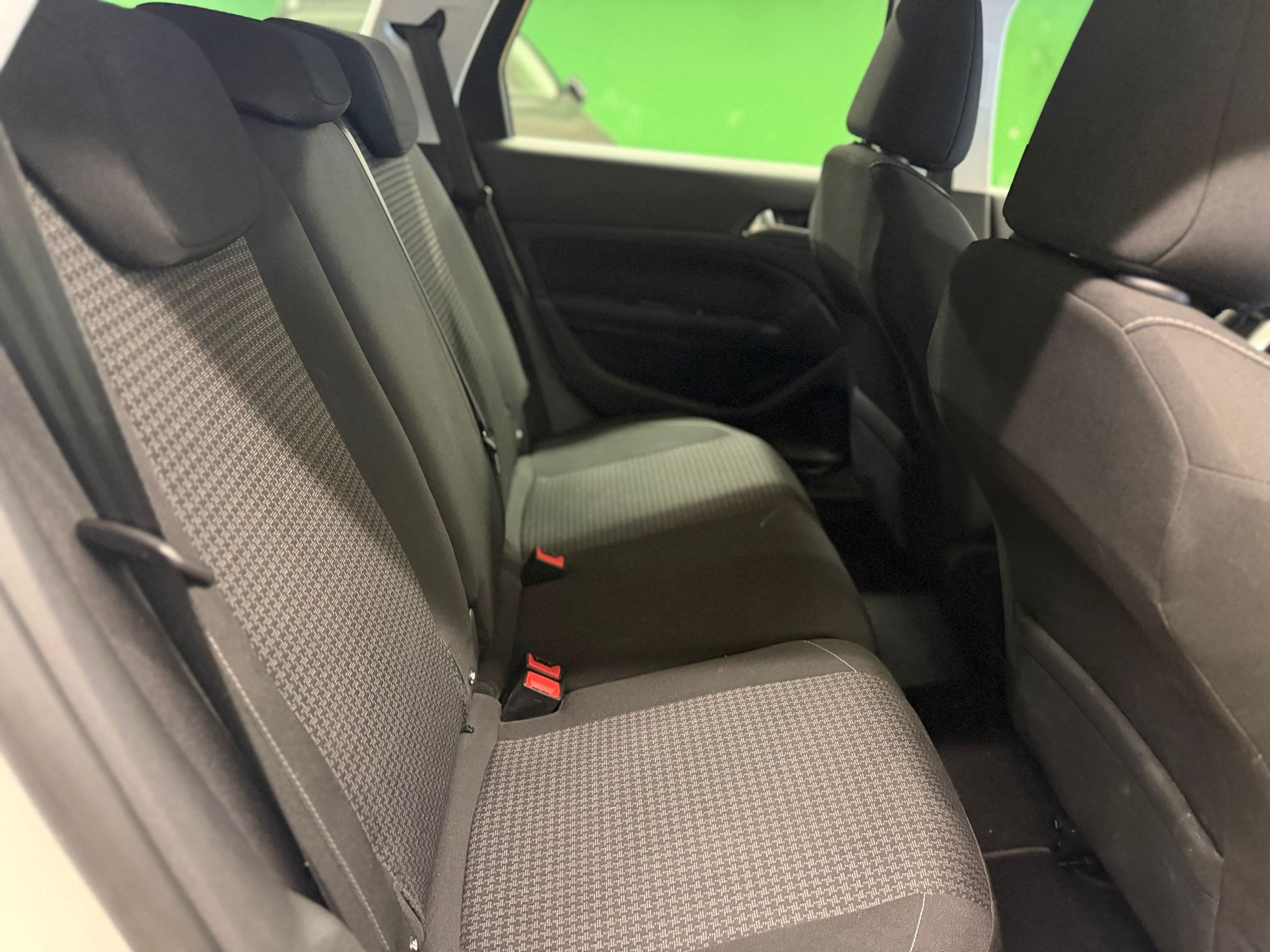 PEUGEOT 308SW 1.5 BlueHDi 130ch S&S Active Business NLJ Automobiles, spécialiste véhicules d'occasion dans la Manche et en Normandie