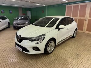 RENAULT Clio V 1.6 e Tech Hybride 140ch Business 21N NLJ Automobiles, spécialiste véhicules d'occasion dans la Manche et en Normandie