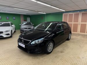 PEUGEOT 308 1.5 BlueHDi 100ch E6.C S&S Access Moteur 11700 km - NLJ Automobiles, spécialiste véhicules d'occasion dans la Manche et en Normandie
