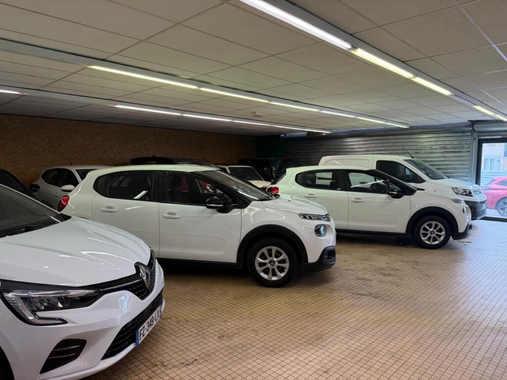NLJ Automobiles - véhicule d'occasion et location de navettes en Normandie